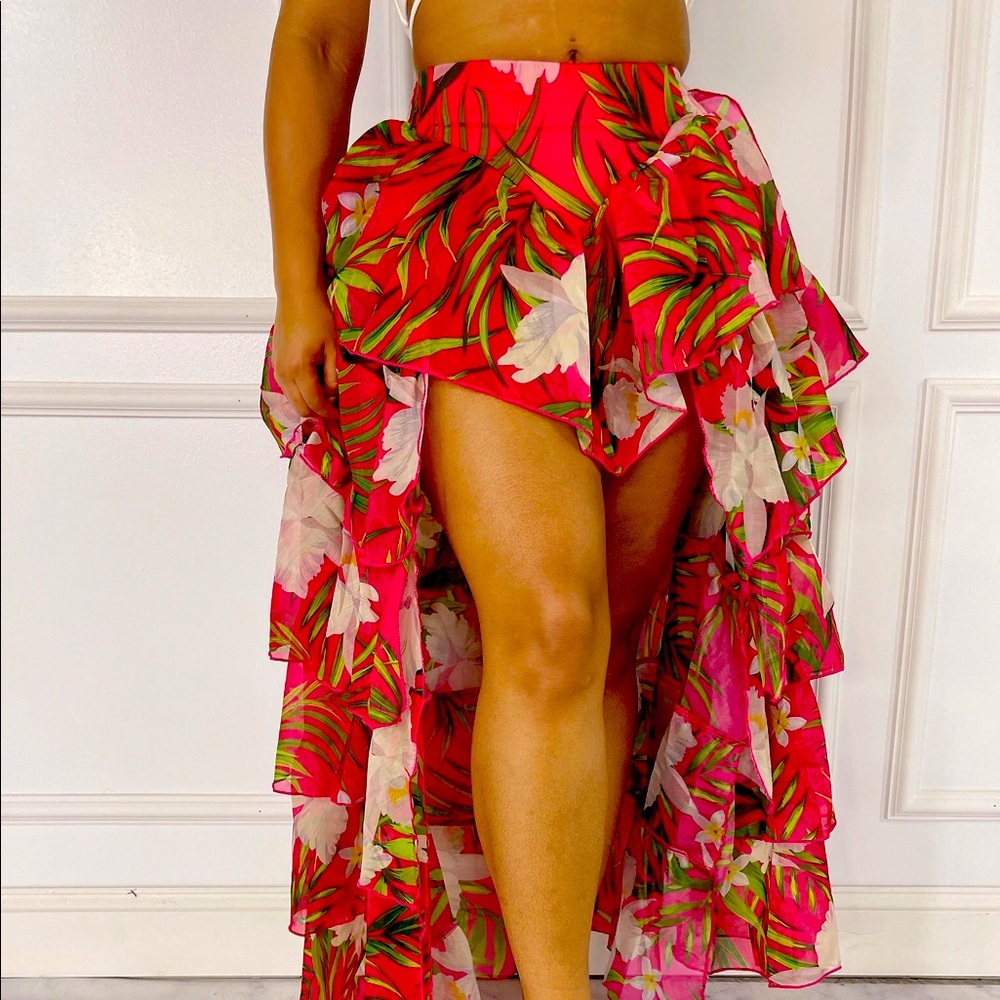 Hi-Lo Skirt Tropical Print